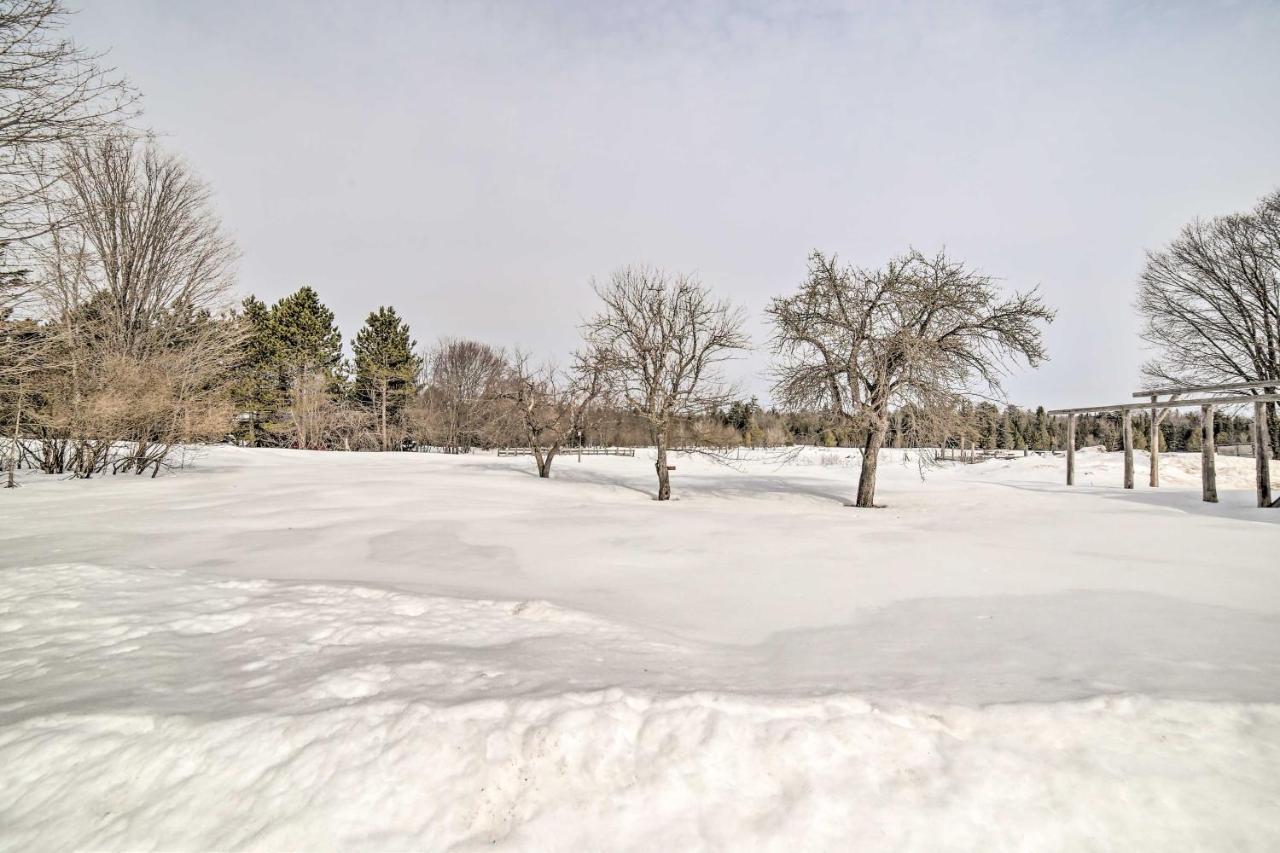 Secluded And Peaceful Upper Peninsula Getaway! Villa Chatham Exterior photo